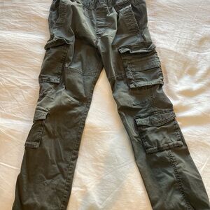 Hollister Men's Cargo Pants in Olive Green Size S